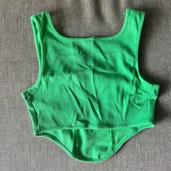 Going out top - Picture 3 of 3